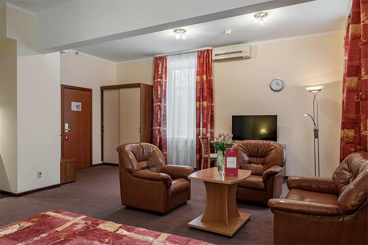 Гостиница Максима Ирбис Москва