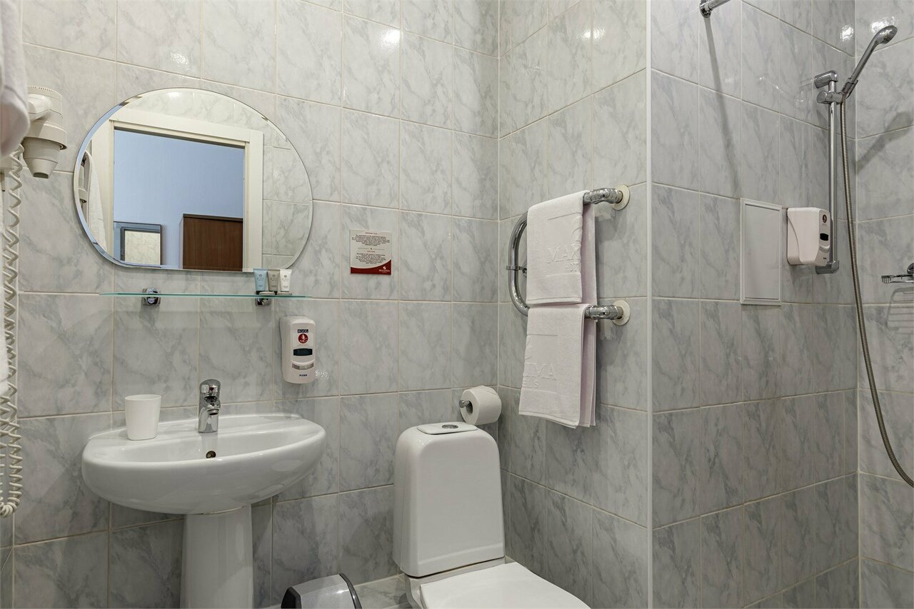 Гостиница Максима Ирбис Москва