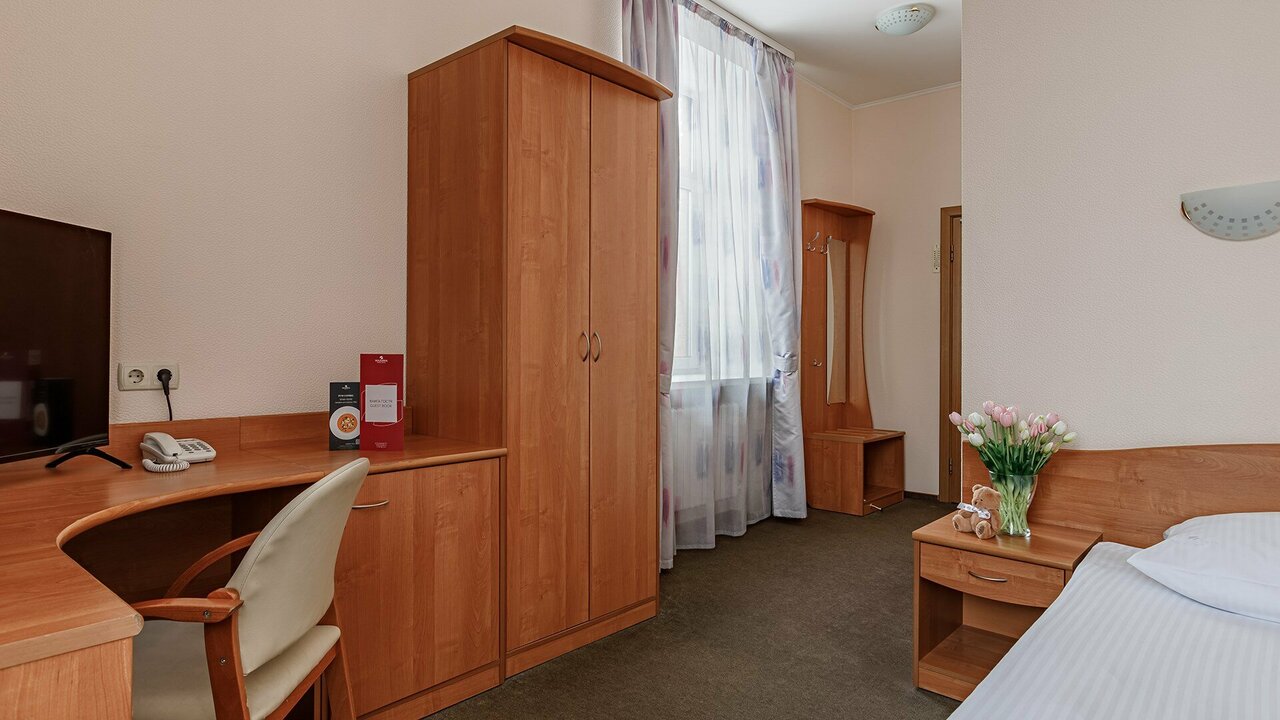 Гостиница Максима Ирбис Москва