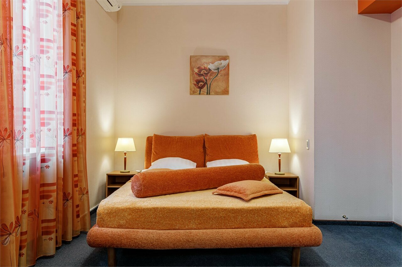 Гостиница Максима Ирбис Москва