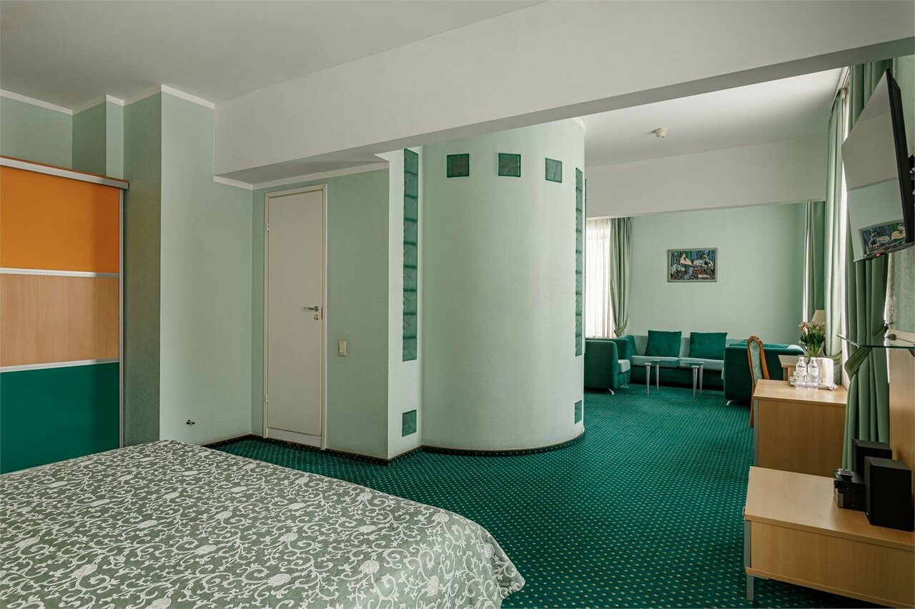 Гостиница Максима Ирбис Москва