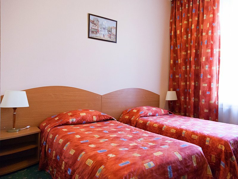 Гостиница Максима Ирбис Москва-90