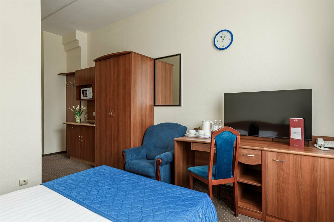 Гостиница Максима Ирбис Москва