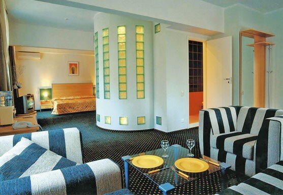 Гостиница Максима Ирбис Москва-5