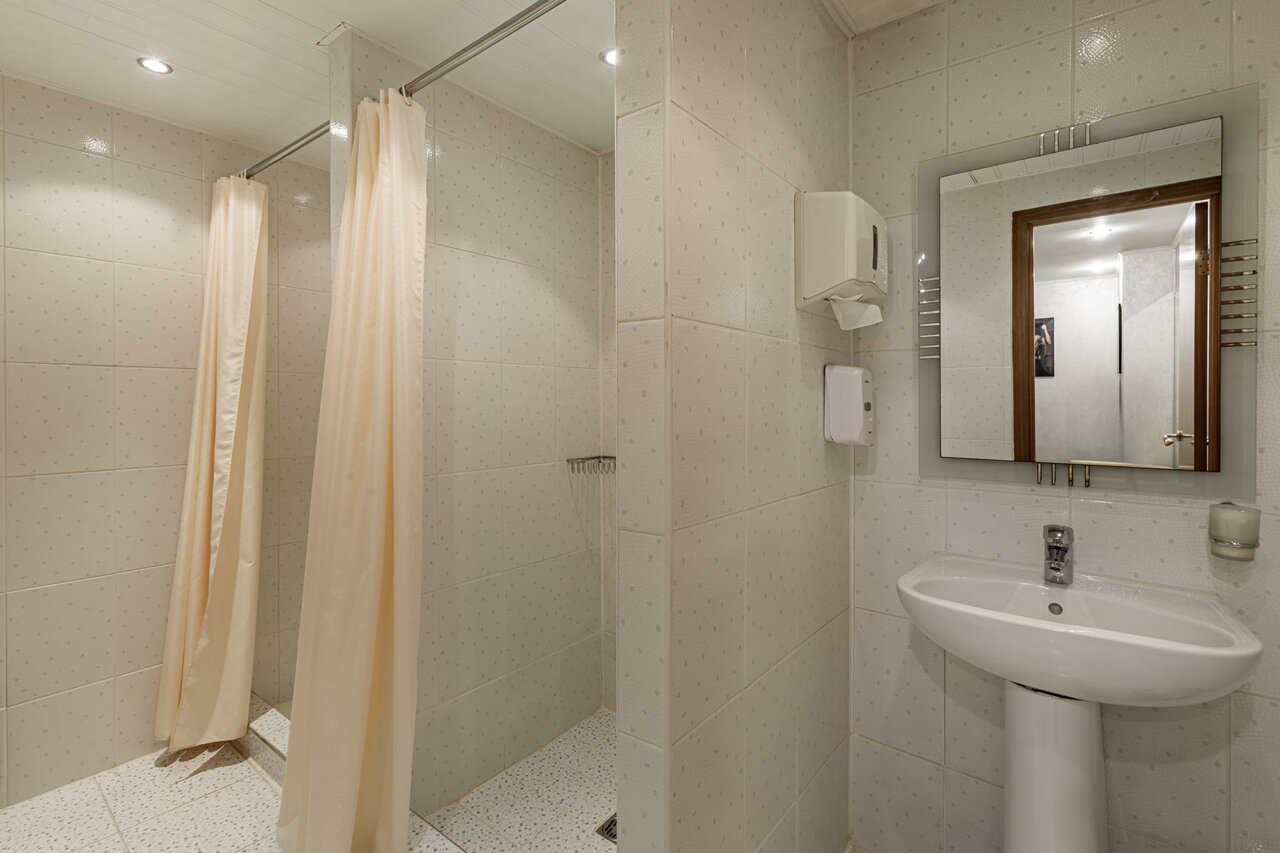 Гостиница Максима Ирбис Москва-159