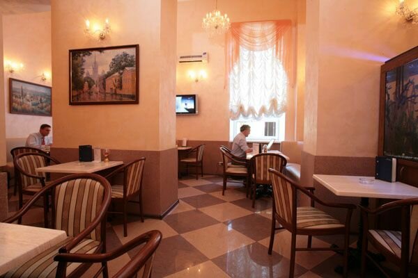 Гостиница Максима Ирбис Москва-82