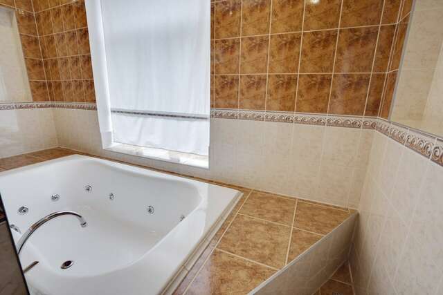 Гостиница Максима Ирбис Москва-16