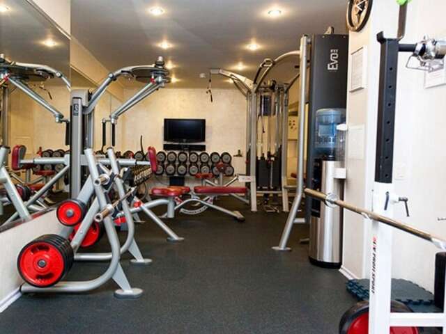 Гостиница Максима Ирбис Москва-161