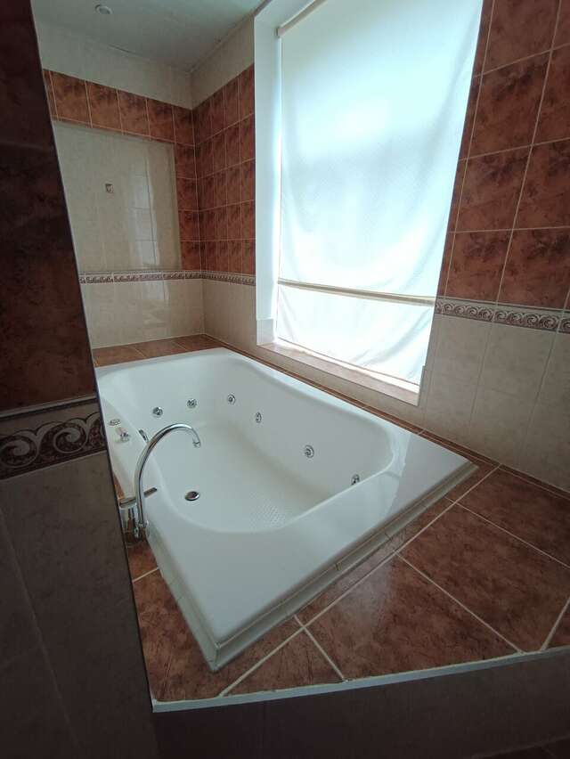 Гостиница Максима Ирбис Москва-239