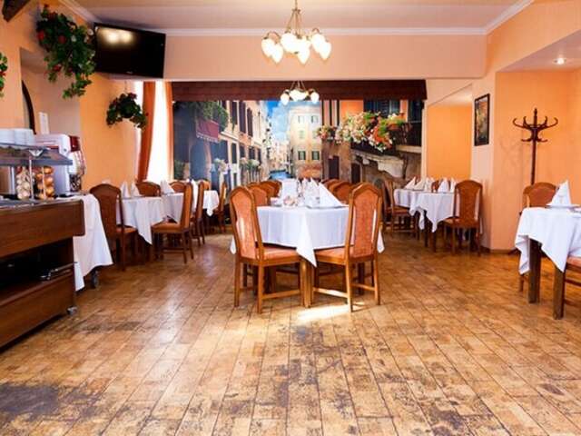 Гостиница Максима Ирбис Москва-59