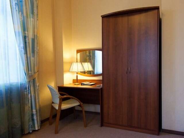 Гостиница Максима Ирбис Москва-118