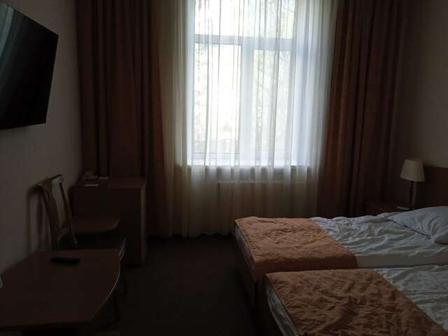 Гостиница Максима Ирбис Москва-245