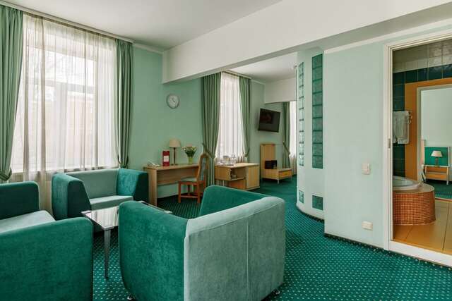 Гостиница Максима Ирбис Москва-109