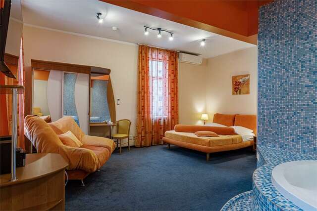 Гостиница Максима Ирбис Москва-126