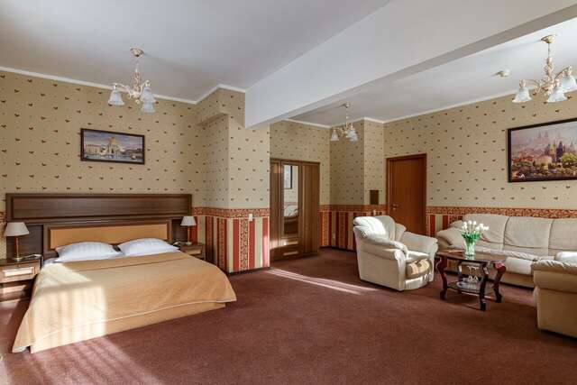 Гостиница Максима Ирбис Москва-122