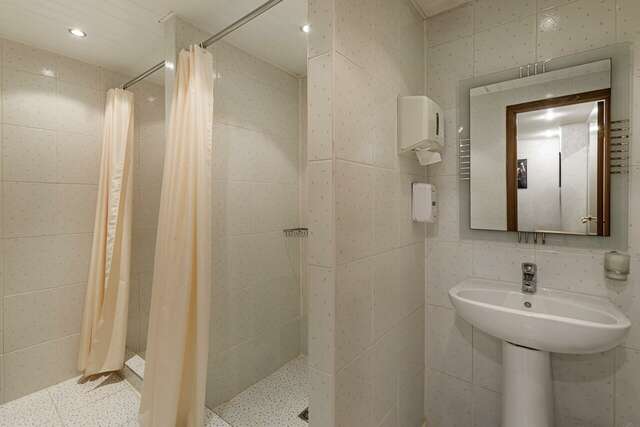 Гостиница Максима Ирбис Москва-158